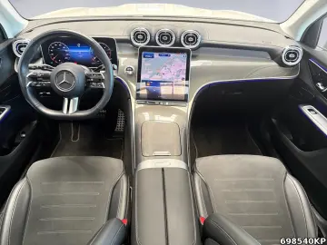 MERCEDES-BENZ GLC 300 d 4M AMG  AHK Pano DIGITAL LIGHT Mem