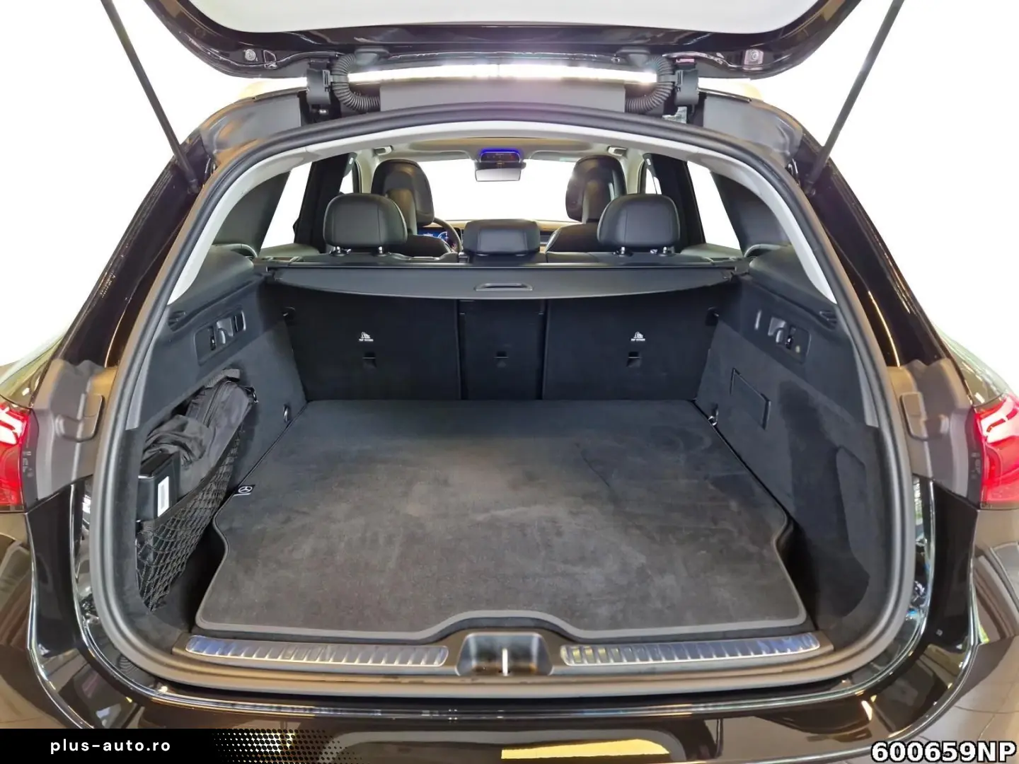 MERCEDES-BENZ GLC 300 de 4M AMG  Pano AHK DIGITAL LIGHT Mem