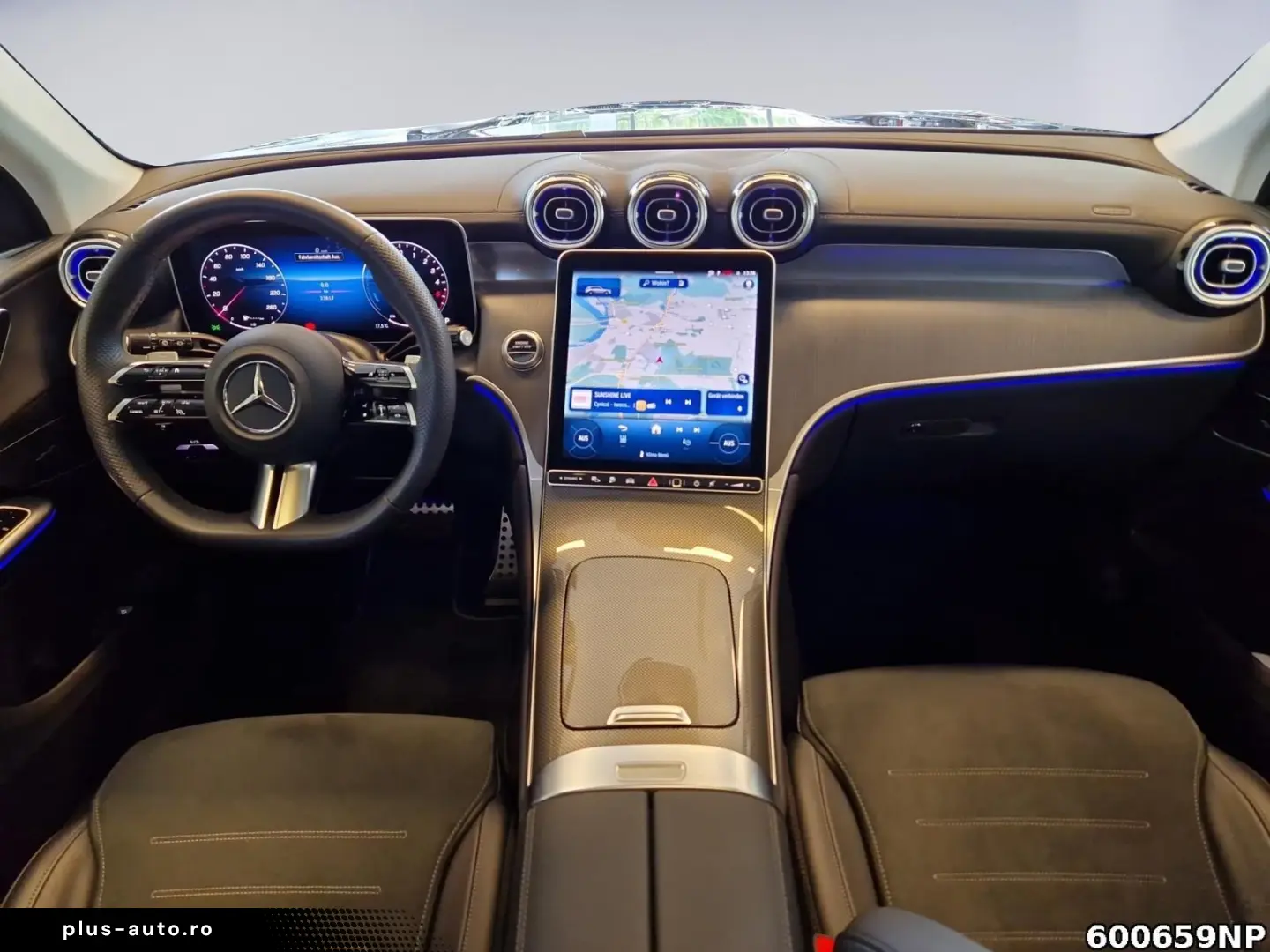 MERCEDES-BENZ GLC 300 de 4M AMG  Pano AHK DIGITAL LIGHT Mem