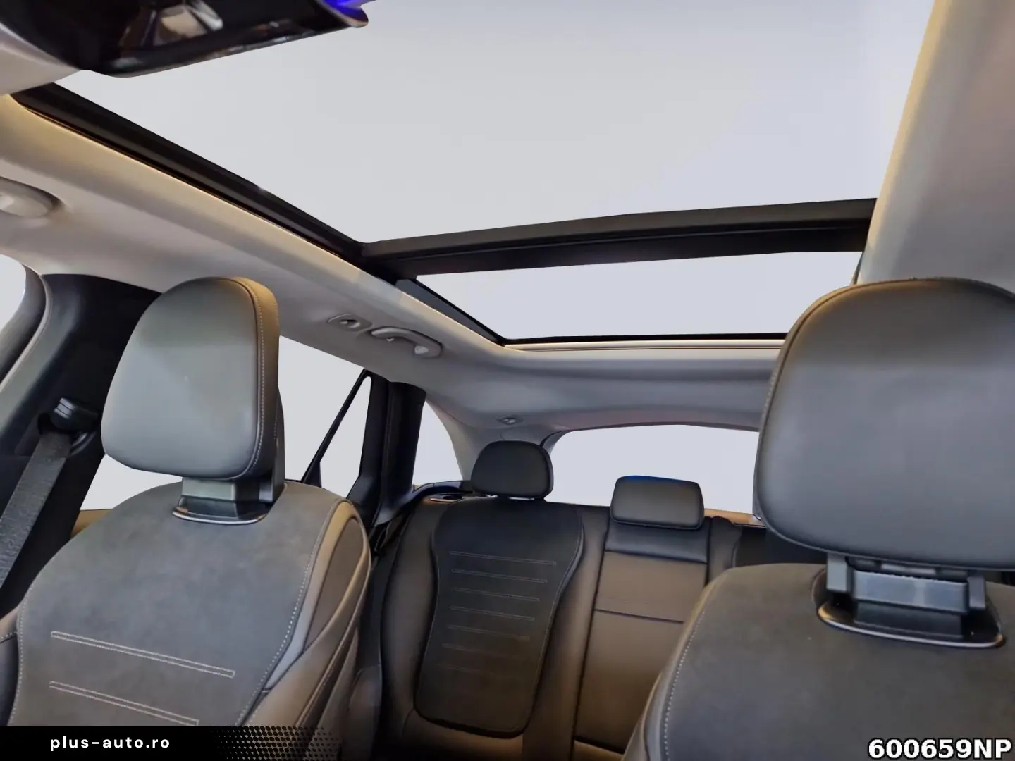 MERCEDES-BENZ GLC 300 de 4M AMG  Pano AHK DIGITAL LIGHT Mem