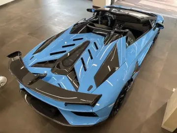 LAMBORGHINI Aventador SVJ Roadster
