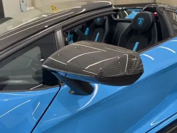 LAMBORGHINI Aventador SVJ Roadster