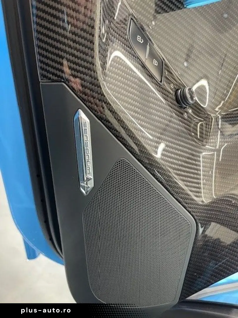 LAMBORGHINI Aventador SVJ Roadster