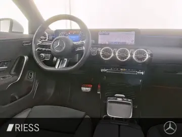 MERCEDES-BENZ CLA 220 4M Cp AMG PANO KEYL AMBI 360  MULTIB
