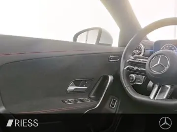 MERCEDES-BENZ CLA 220 4M Cp AMG PANO KEYL AMBI 360  MULTIB