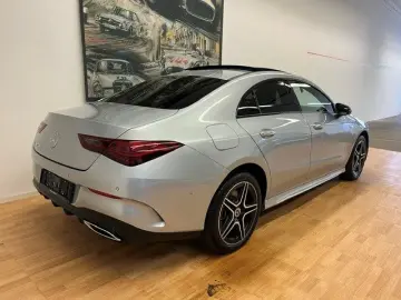 MERCEDES-BENZ CLA 250e Coupe AMG-Line Panorama Soundsystem