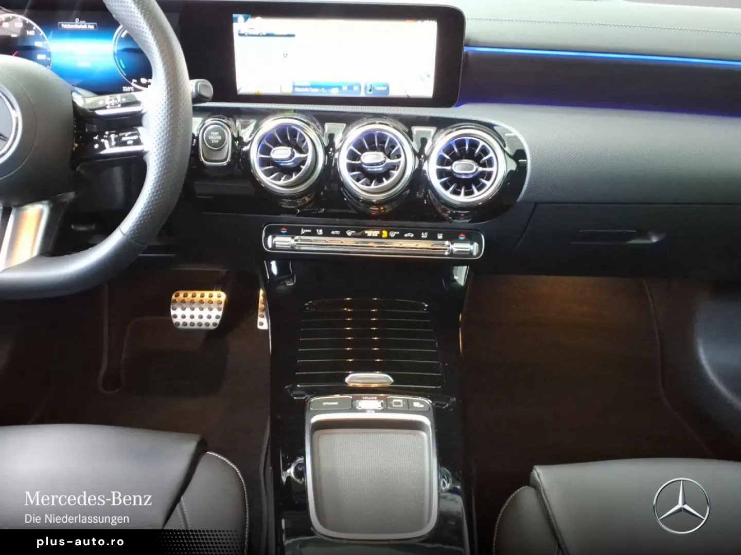 MERCEDES-BENZ CLA 250e Cp AMG Premium  Night Pano Distr HuD