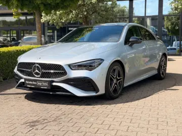 MERCEDES-BENZ CLA 250 4MATIC Coupé 360 AUT DynLicht Kam. LED
