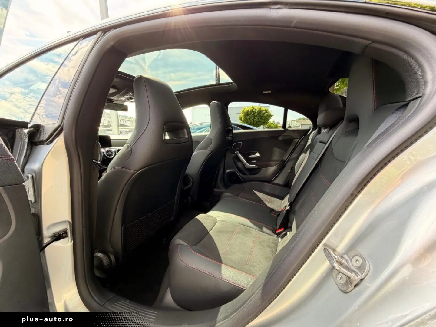 MERCEDES-BENZ CLA 250 4MATIC Coupé 360 AUT DynLicht Kam. LED