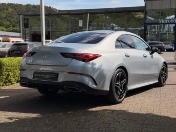 MERCEDES-BENZ CLA 250 4MATIC Coupé 360 AUT DynLicht Kam. LED