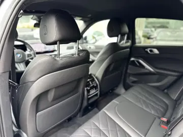 BMW X6 xDrive30d M Sport Sportpaket Pro Iconic Glow