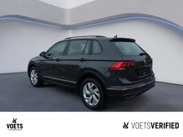 VW Tiguan 2.0 TDI  4Motion  DSG Life LED NAVI ACC P