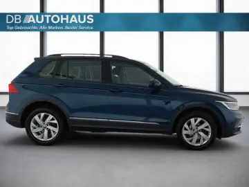 VW Tiguan Life 2.0 TDI DSG 4MOTION Navi AHK Sitzhz