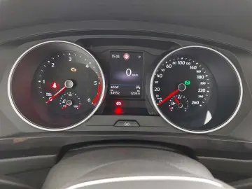 VW Tiguan Life 2.0 TDI DSG 4MOTION Navi AHK Sitzhz