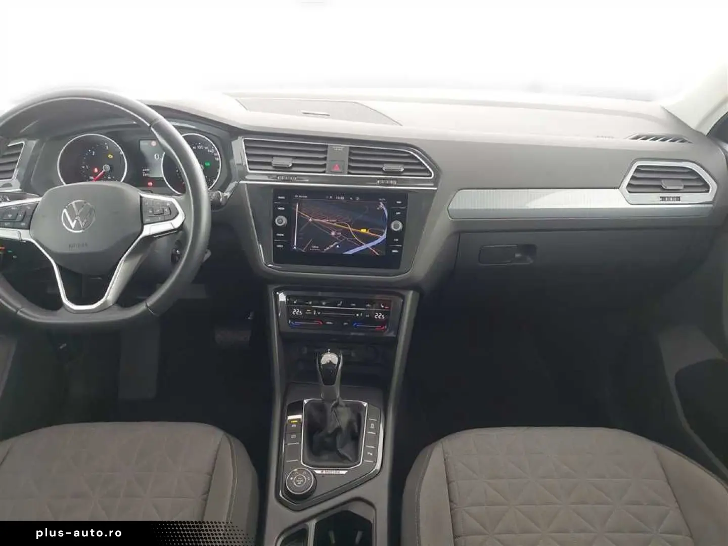 VW Tiguan Life 2.0 TDI DSG 4MOTION Navi AHK Sitzhz
