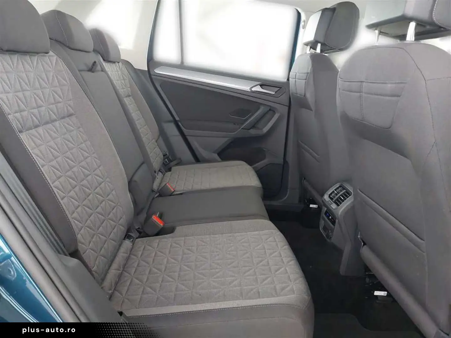 VW Tiguan Life 2.0 TDI DSG 4MOTION Navi AHK Sitzhz