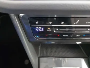 VW Tiguan Life 2.0 TDI DSG 4MOTION Navi AHK Sitzhz