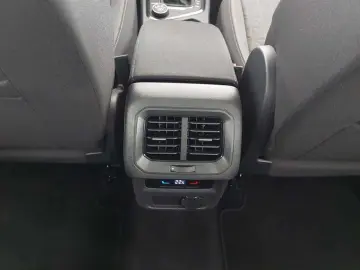 VW Tiguan Life 2.0 TDI DSG 4MOTION Navi AHK Sitzhz