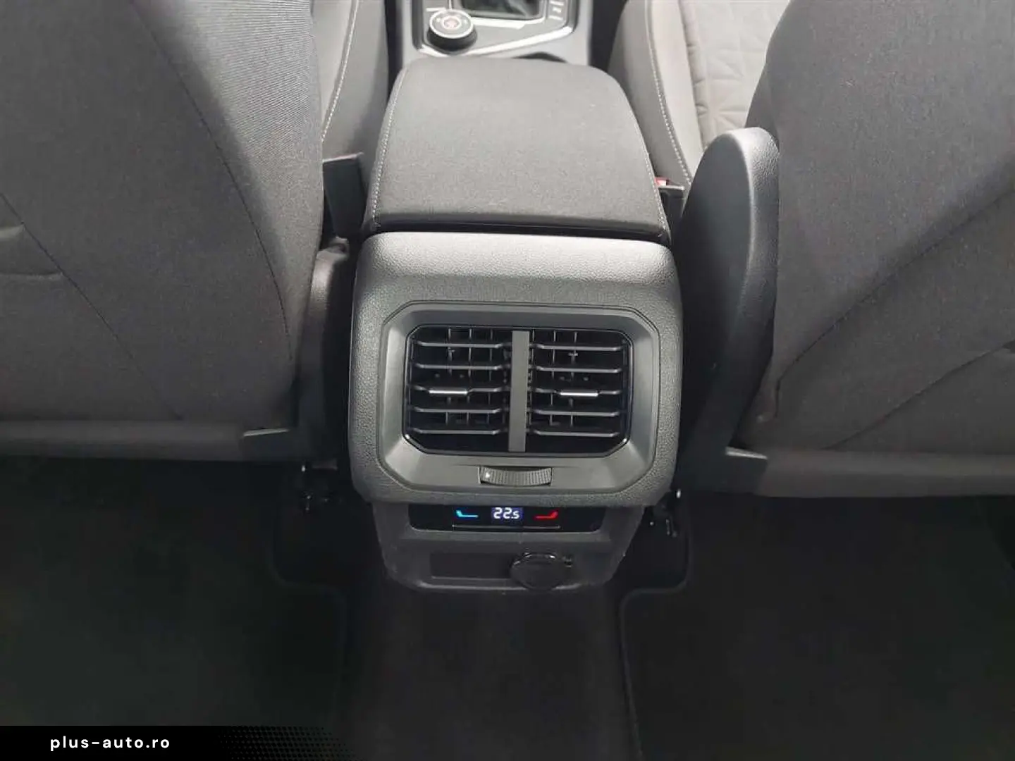 VW Tiguan Life 2.0 TDI DSG 4MOTION Navi AHK Sitzhz