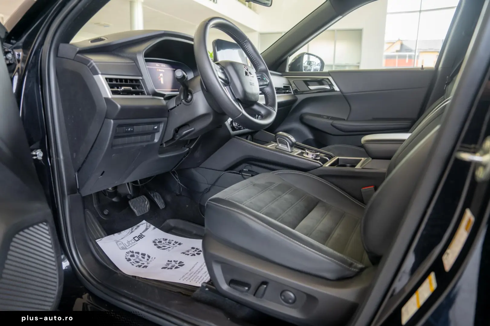 Mitsubishi Outlander 2.4 2WD CVT Instyle