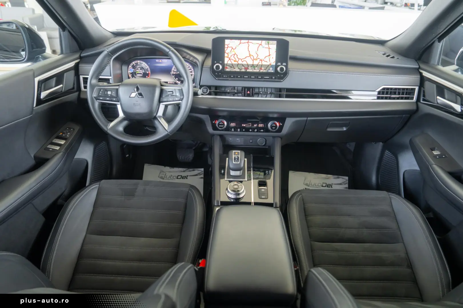 Mitsubishi Outlander 2.4 2WD CVT Instyle