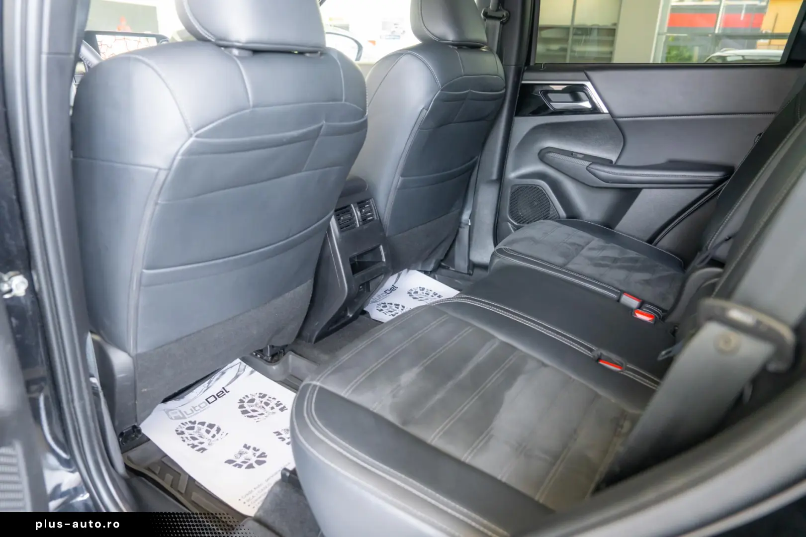 Mitsubishi Outlander 2.4 2WD CVT Instyle