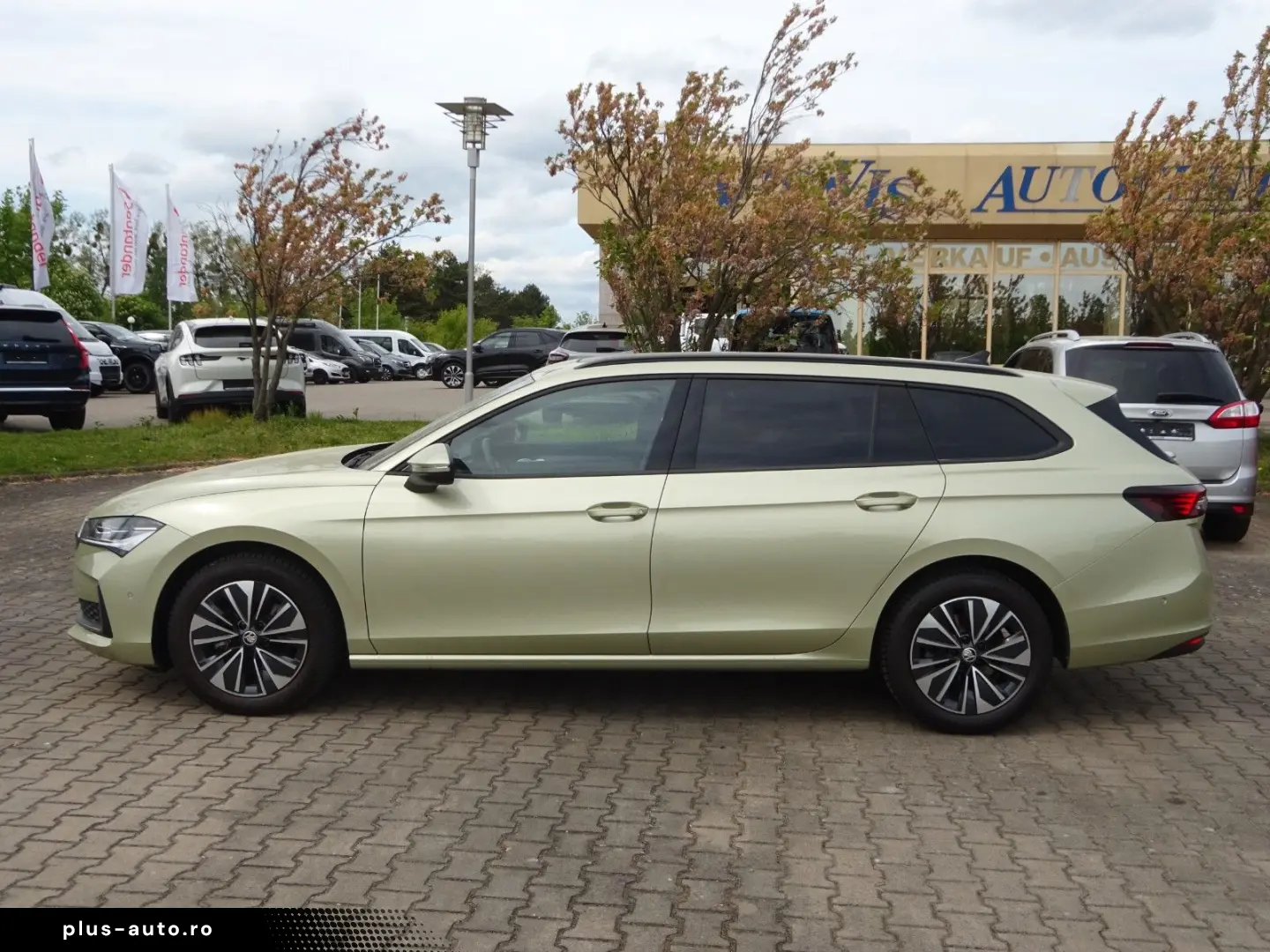 SKODA Superb Combi DSG Selection Panorama