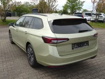 SKODA Superb Combi DSG Selection Panorama