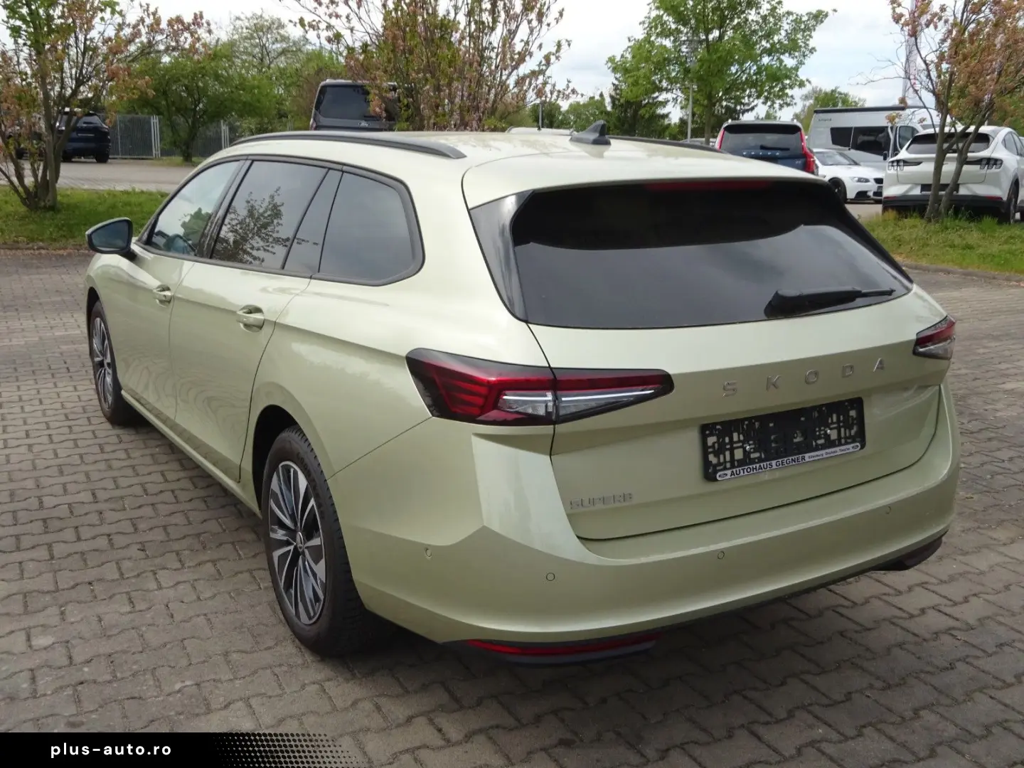 SKODA Superb Combi DSG Selection Panorama