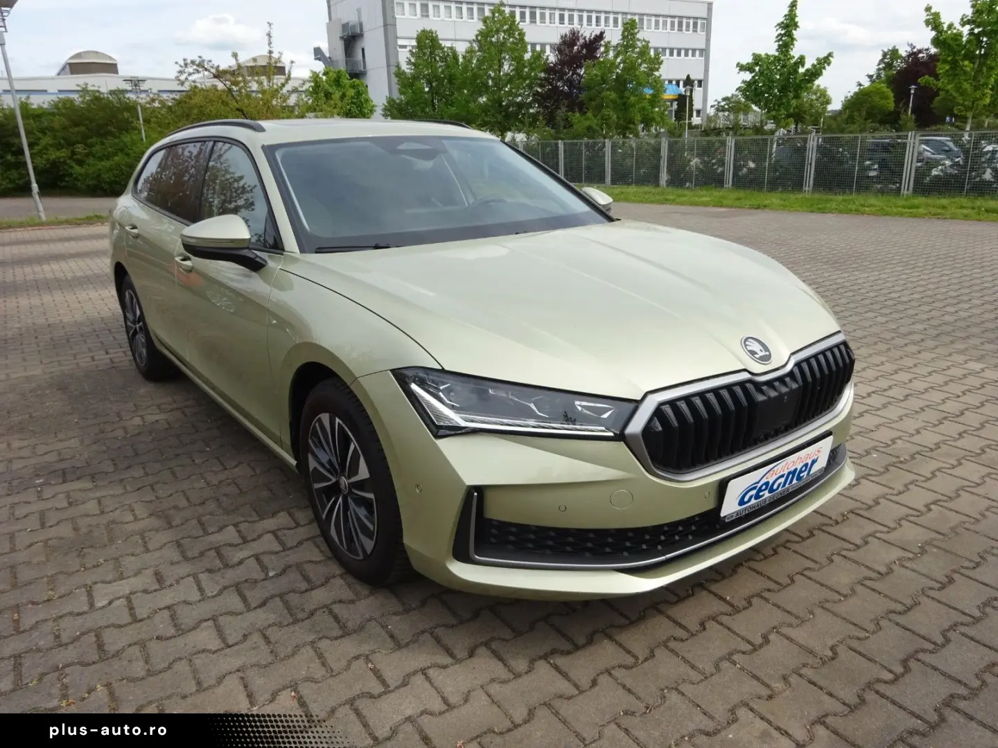 SKODA Superb Combi DSG Selection Panorama