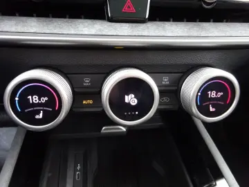 SKODA Superb Combi DSG Selection Panorama