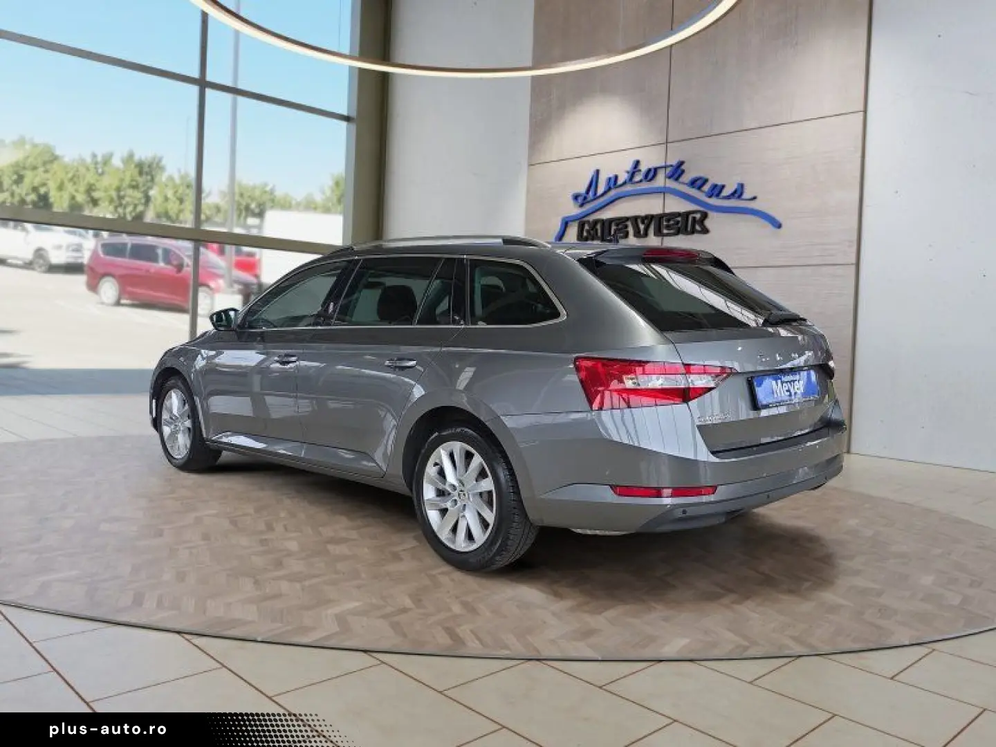 SKODA Superb Combi 1 5TSI DSG Navi Kamera