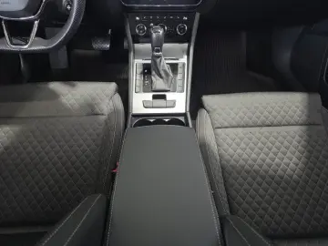SKODA Superb Combi 1 5TSI DSG Navi Kamera