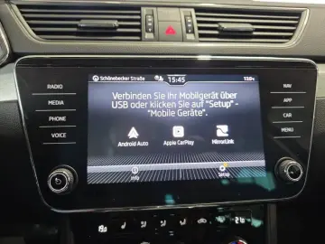 SKODA Superb Combi 1 5TSI DSG Navi Kamera