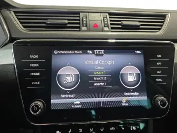 SKODA Superb Combi 1 5TSI DSG Navi Kamera