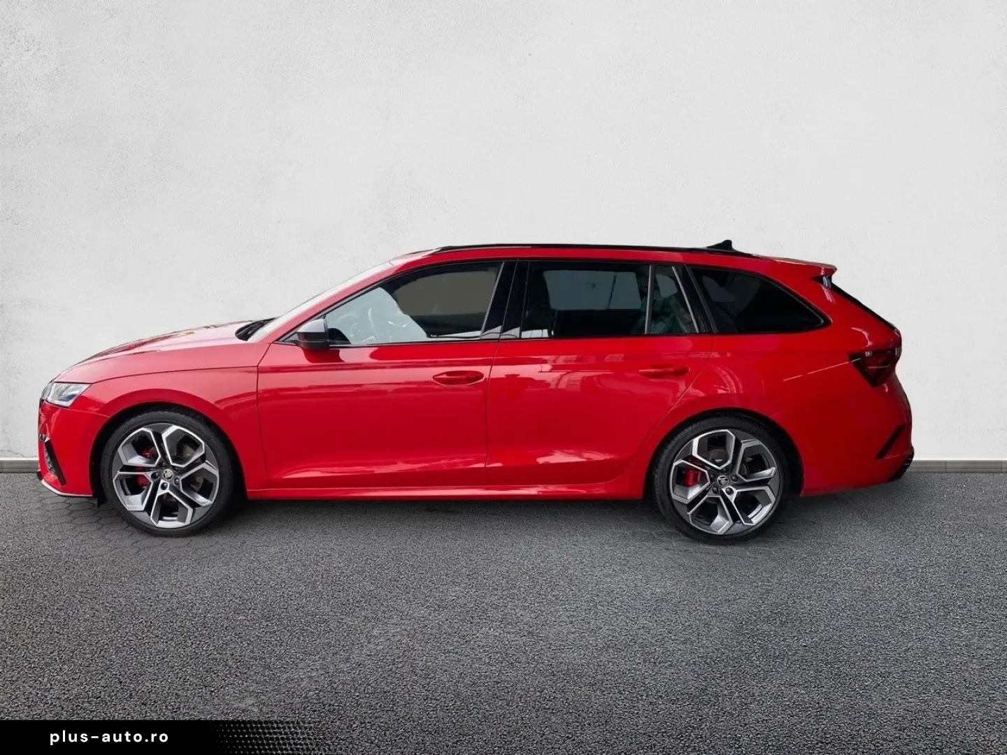 SKODA Octavia Combi RS Plus 2.0 TDI DSG 4x4 NAVI AHK