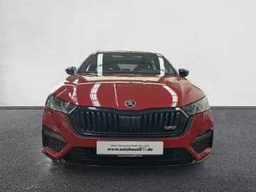 SKODA Octavia Combi RS Plus 2.0 TDI DSG 4x4 NAVI AHK