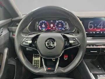 SKODA Octavia Combi RS Plus 2.0 TDI DSG 4x4 NAVI AHK