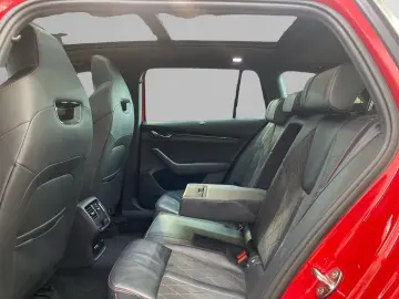 SKODA Octavia Combi RS Plus 2.0 TDI DSG 4x4 NAVI AHK