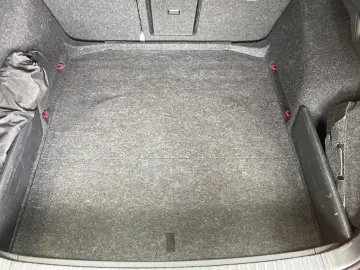 SKODA Octavia Combi RS Plus 2.0 TDI DSG 4x4 NAVI AHK
