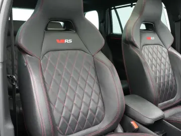 SKODA Kodiaq RS 4x4 DSG LEDER STANDHZ PANO AHK DCC LED
