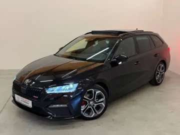 SKODA Octavia 2.0TDI RS Plus 4x4 STANDH PANO AHK MEMOR