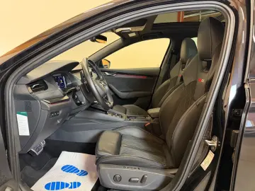 SKODA Octavia 2.0TDI RS Plus 4x4 STANDH PANO AHK MEMOR