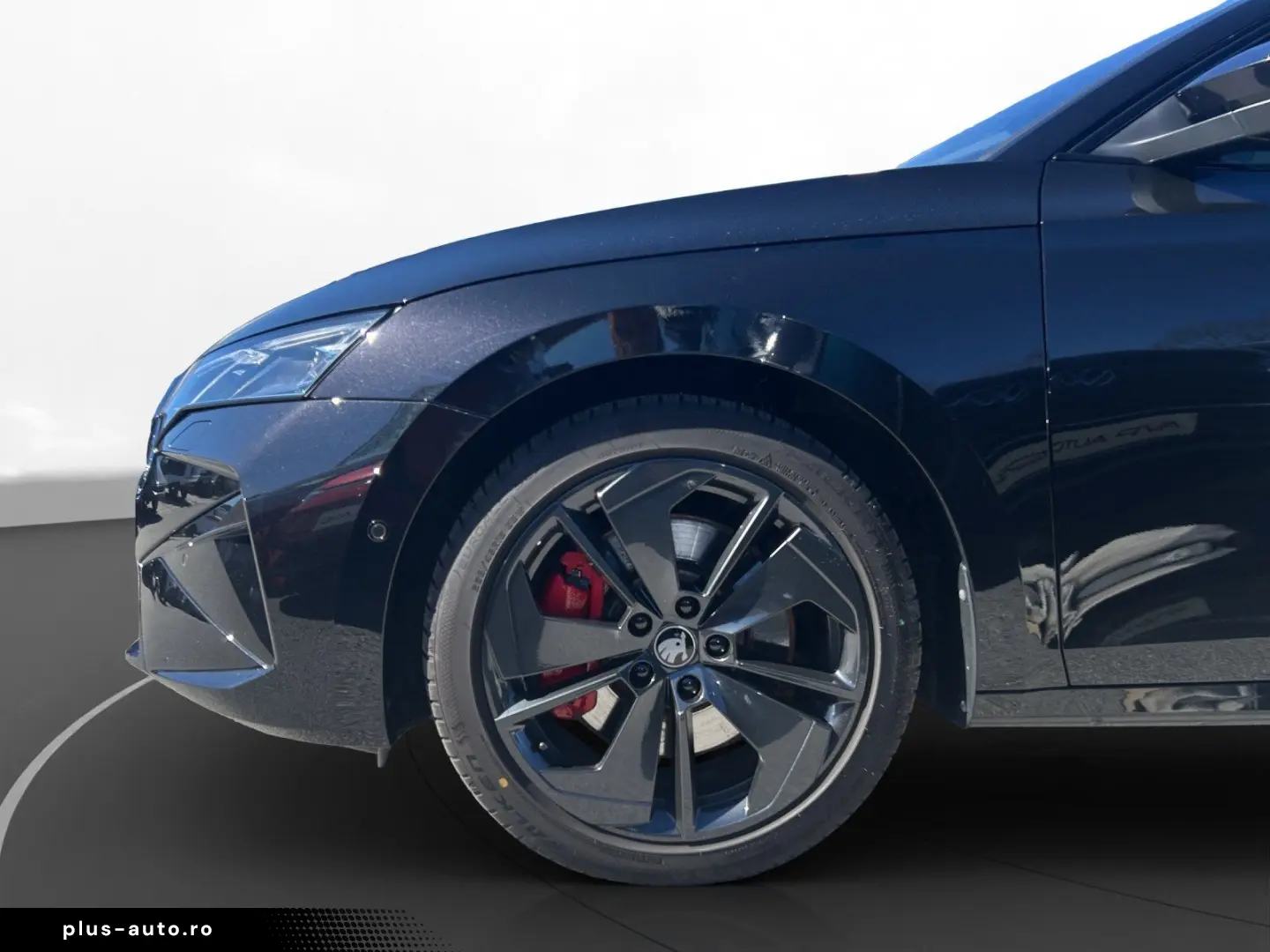 SKODA OCTAVIA COMBI 2.0 TSI DSG RS   PANO   NAVI   AHK