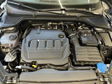 SKODA Octavia 2.0TDI DSG Sportline Pano AHK Matrix 18´