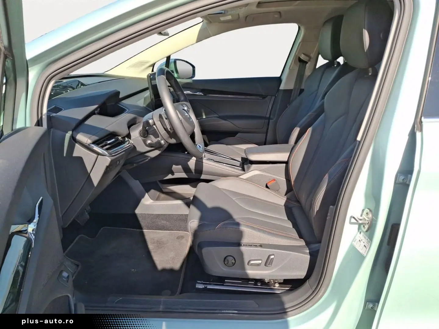 SKODA ENYAQ Suite 80X iV 4x4 265PS LED Navi Kamera AHK