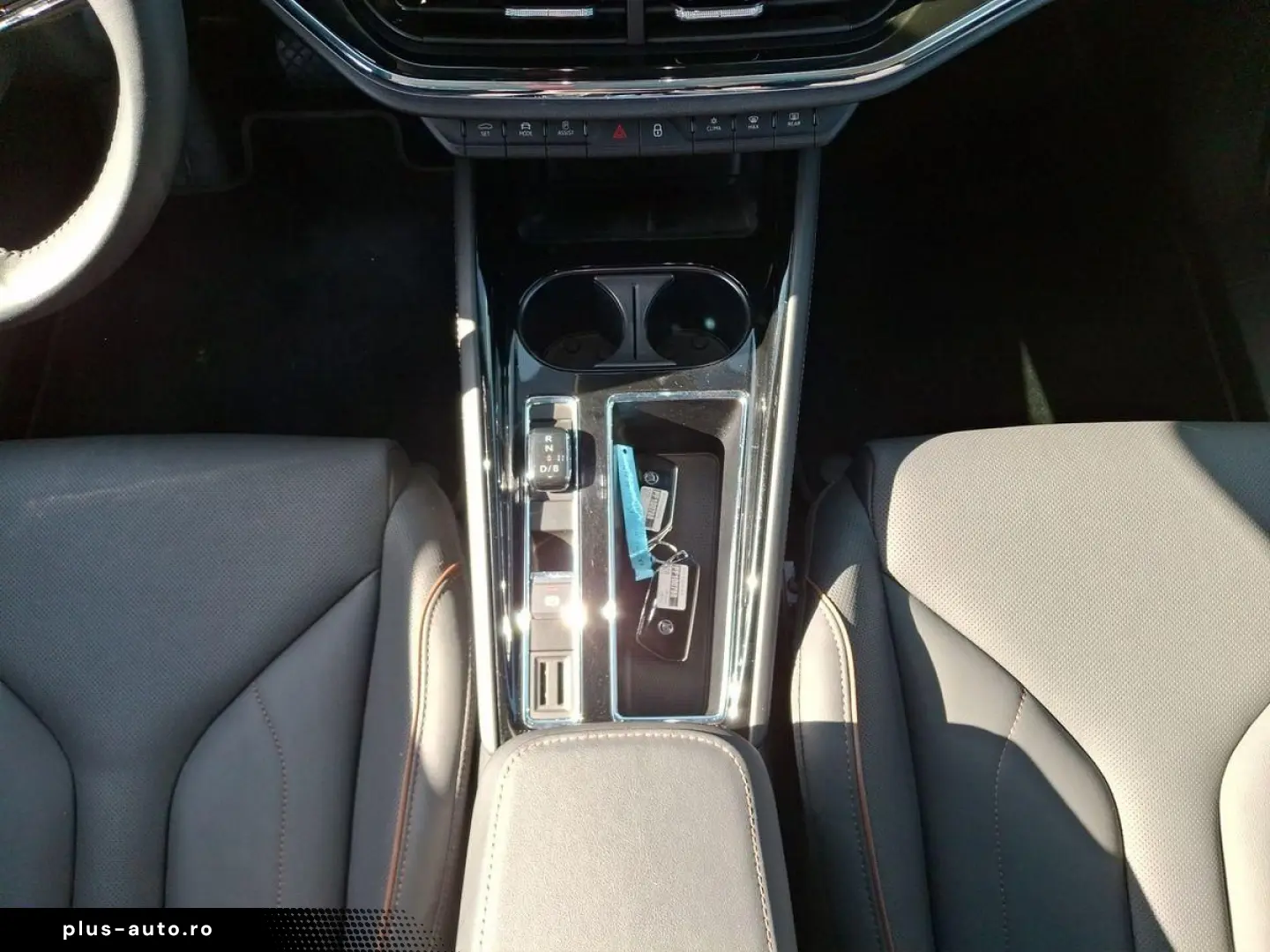SKODA ENYAQ Suite 80X iV 4x4 265PS LED Navi Kamera AHK