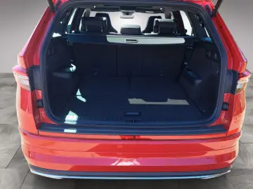 SKODA Kodiaq Sportline 4x4 2.0 TDI DSG AHK Pano 7Sitze