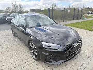 AUDI A5 40 TFSI S line Aut. Navi Led Shz Pdc