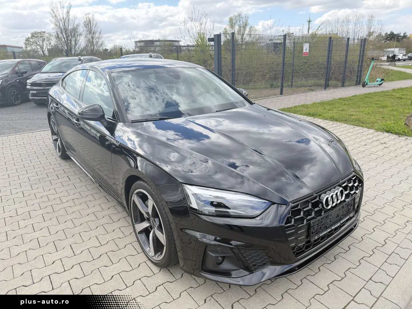AUDI A5 40 TFSI S line Aut. Navi Led Shz Pdc